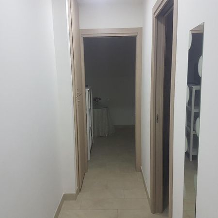 ナポリReginahouseアパートメント エクステリア 写真